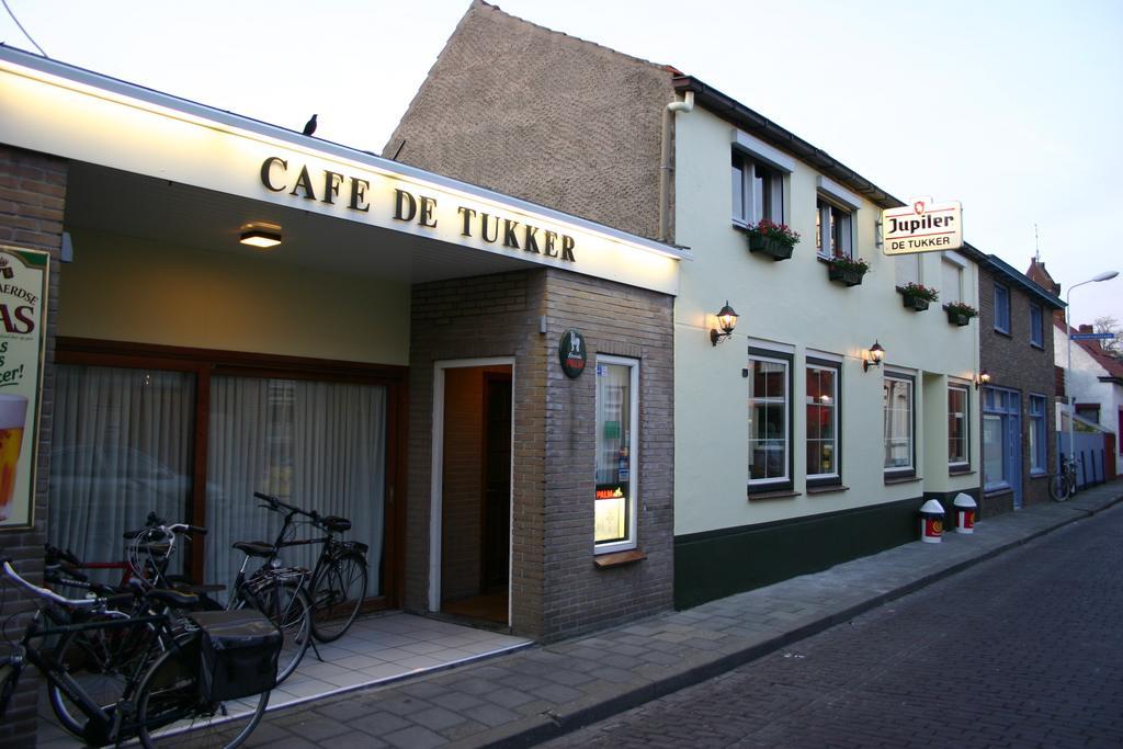 Hcr De Tukker Hotel Westdorpe Bagian luar foto