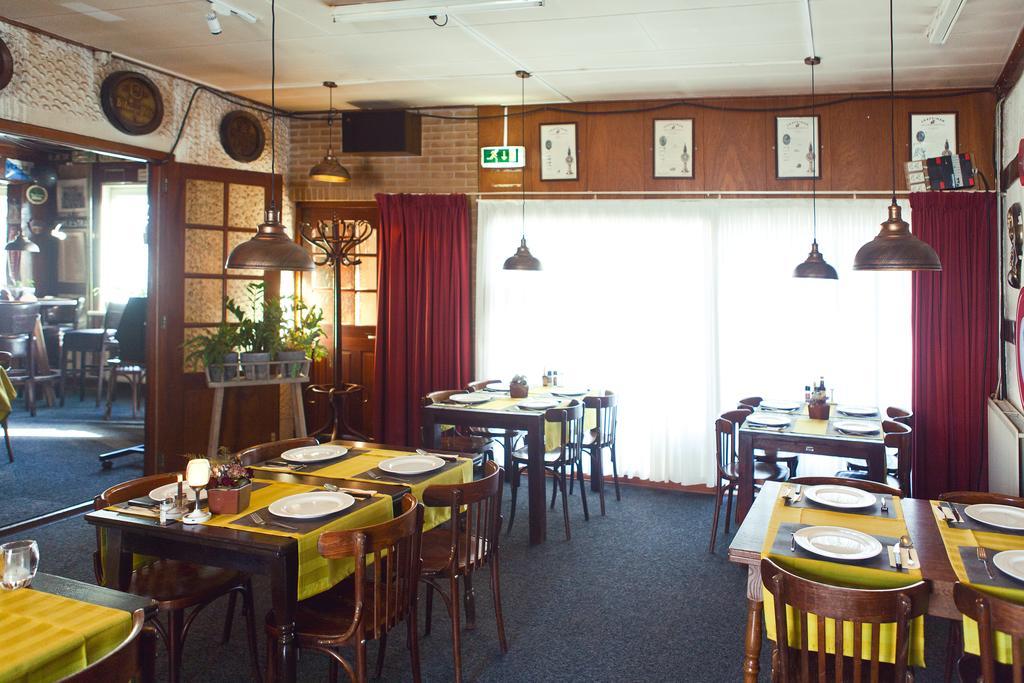 Hcr De Tukker Hotel Westdorpe Bagian luar foto