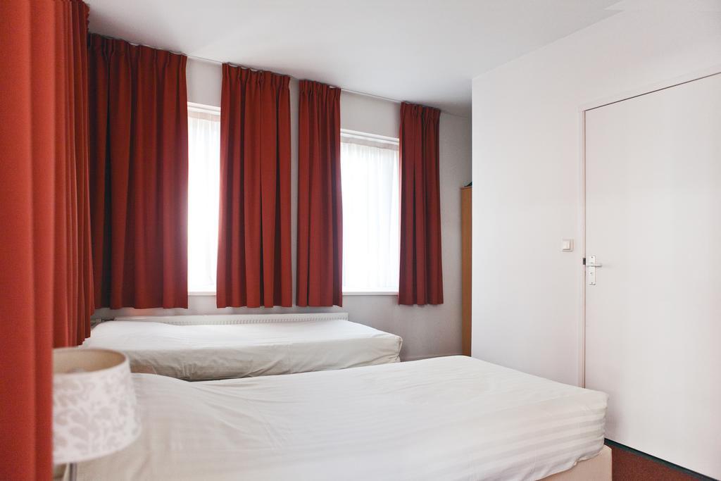 Hcr De Tukker Hotel Westdorpe Bagian luar foto