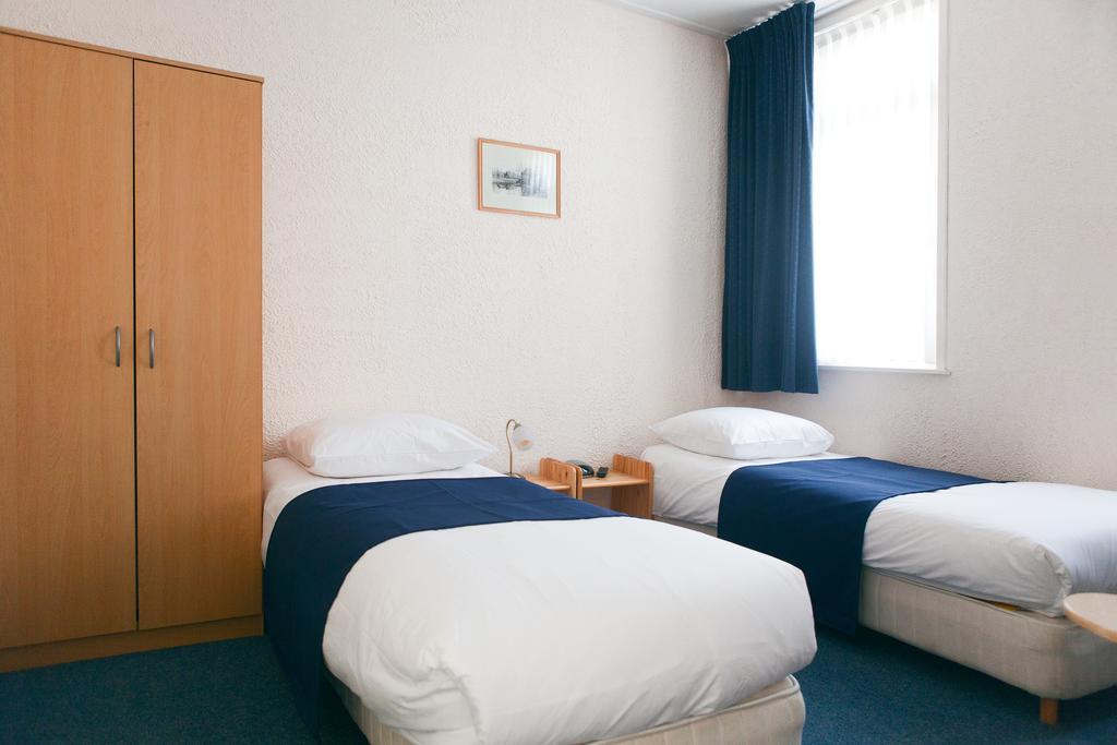 Hcr De Tukker Hotel Westdorpe Bagian luar foto